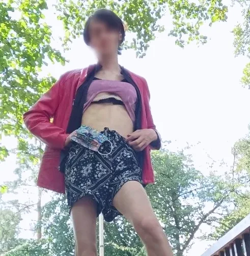Lena, 22