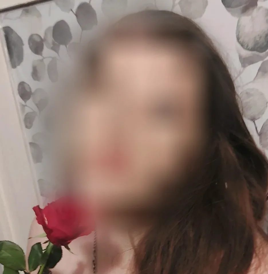 Marlene, 27